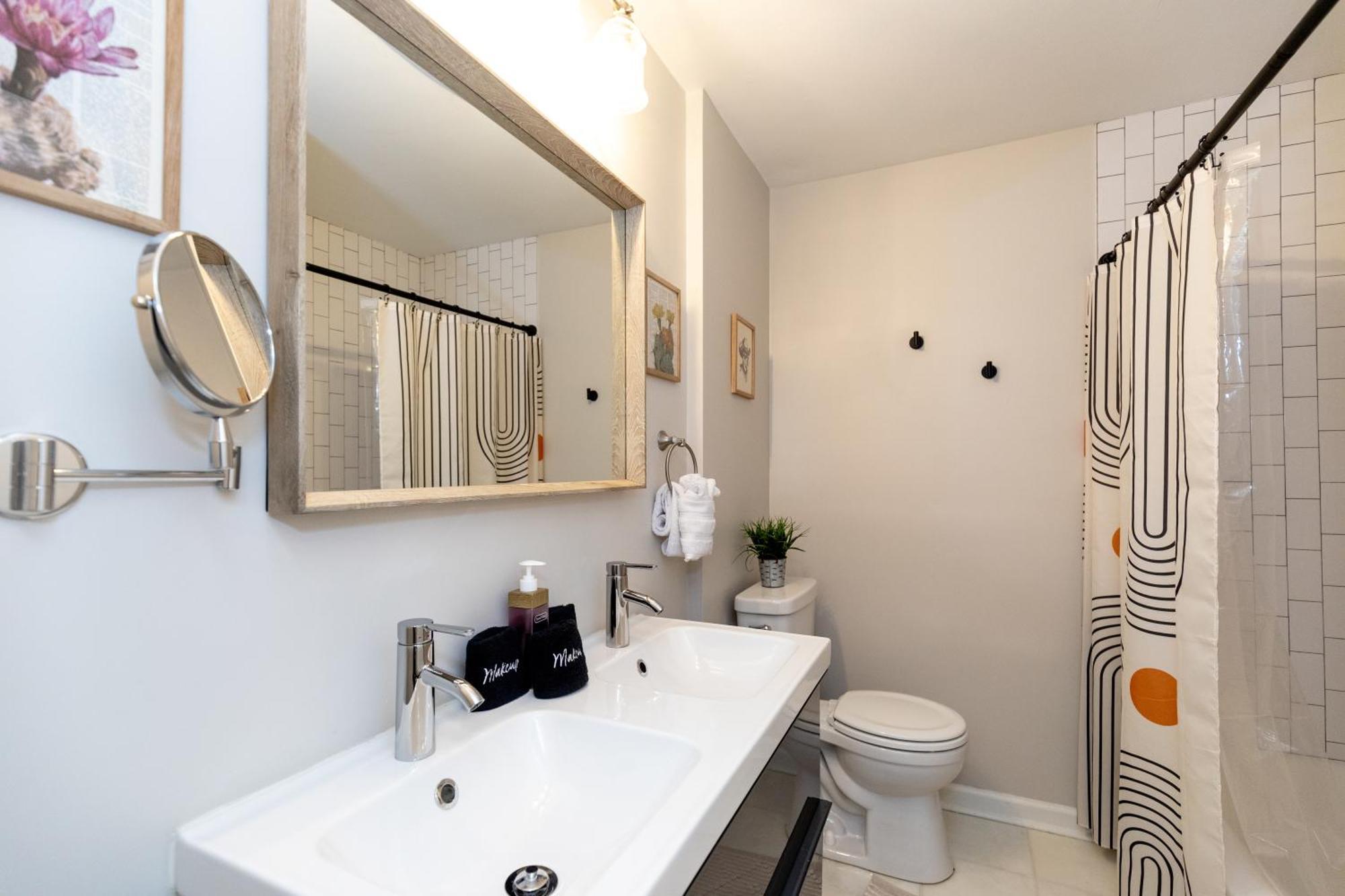 Casa Azul - 2 King Beds And A Hot Tub * Nashville