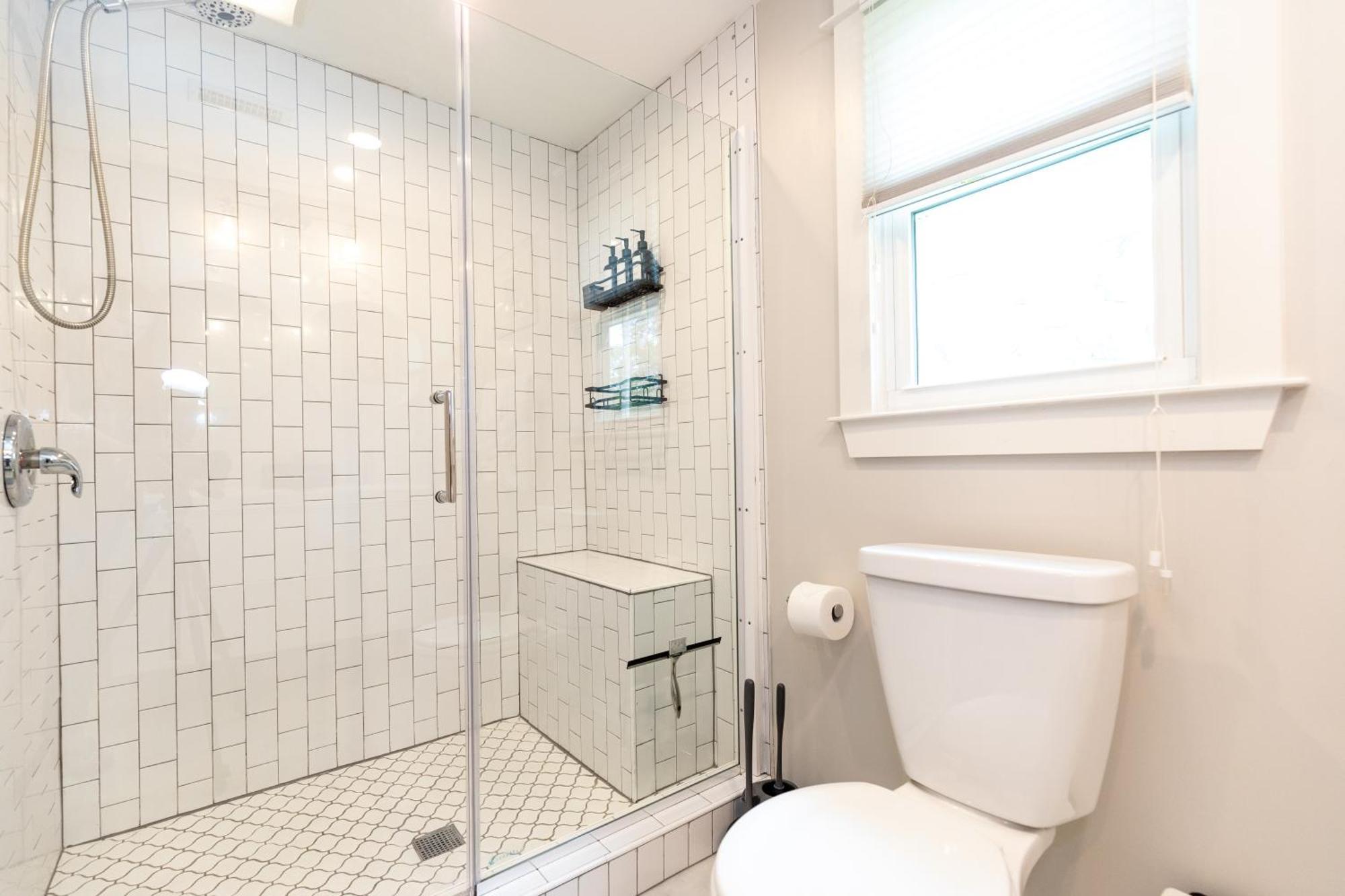 Casa Azul - 2 King Beds And A Hot Tub * Nashville