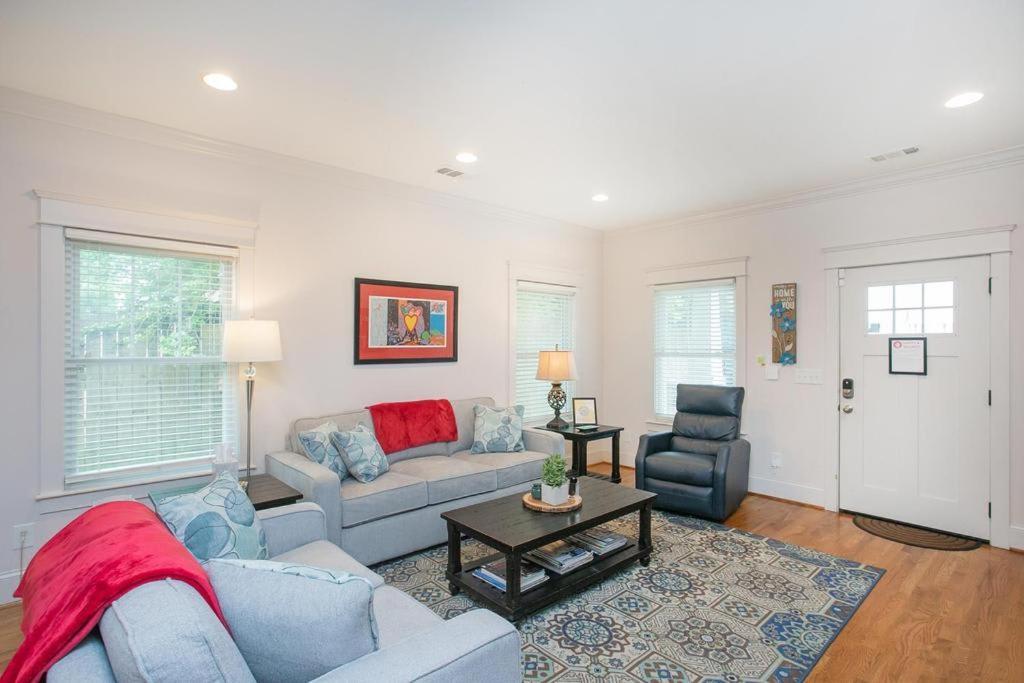 July Discount! Close To Downtown, Yard Holiday home *