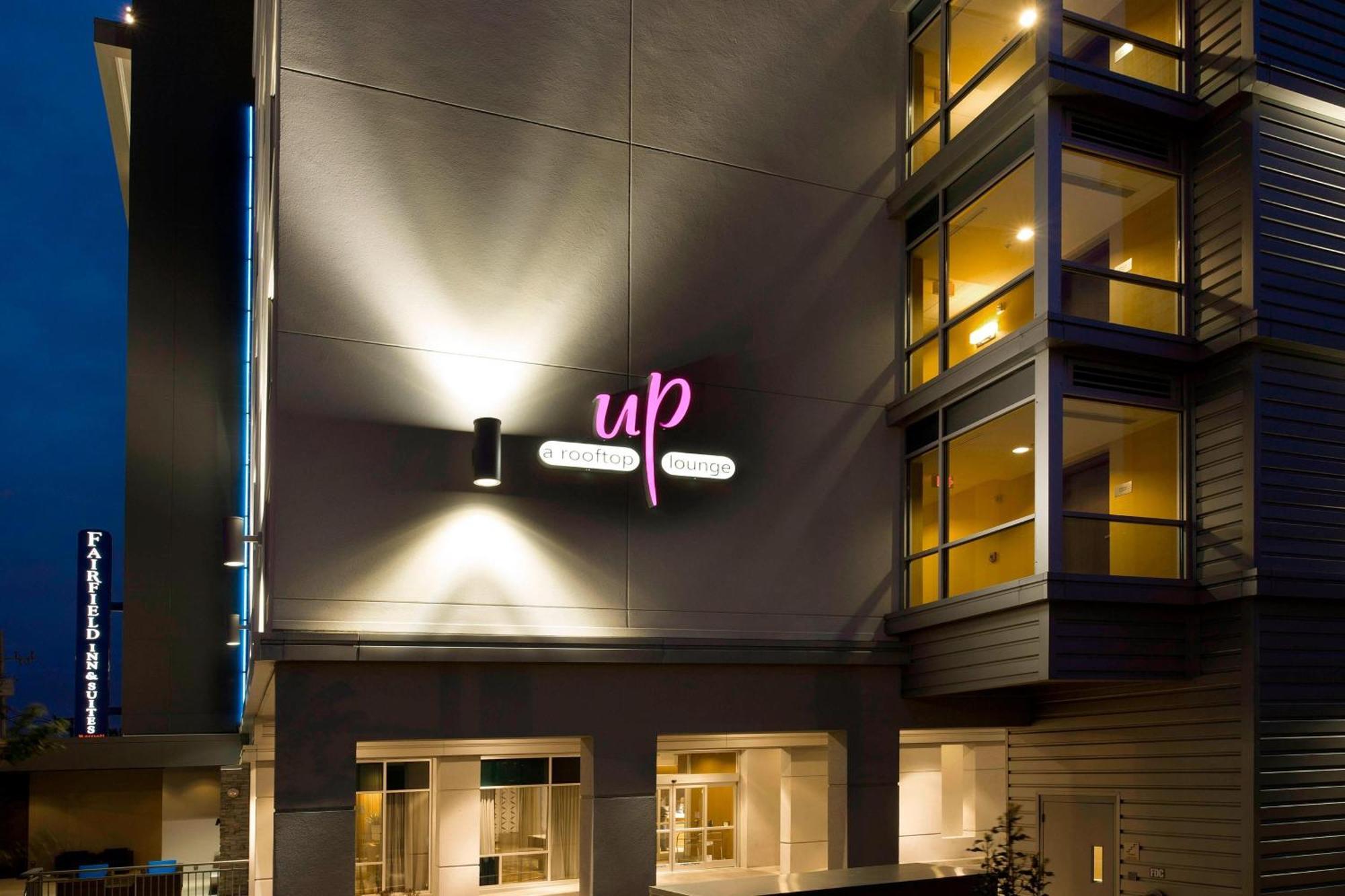 Fairfield And By Marriott Downtown/the Gulch Hotel 3*