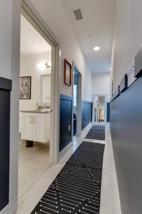 Chic Condo, 2mi To Downtown, Sleeps 8, By Geodis Apartment Nashville