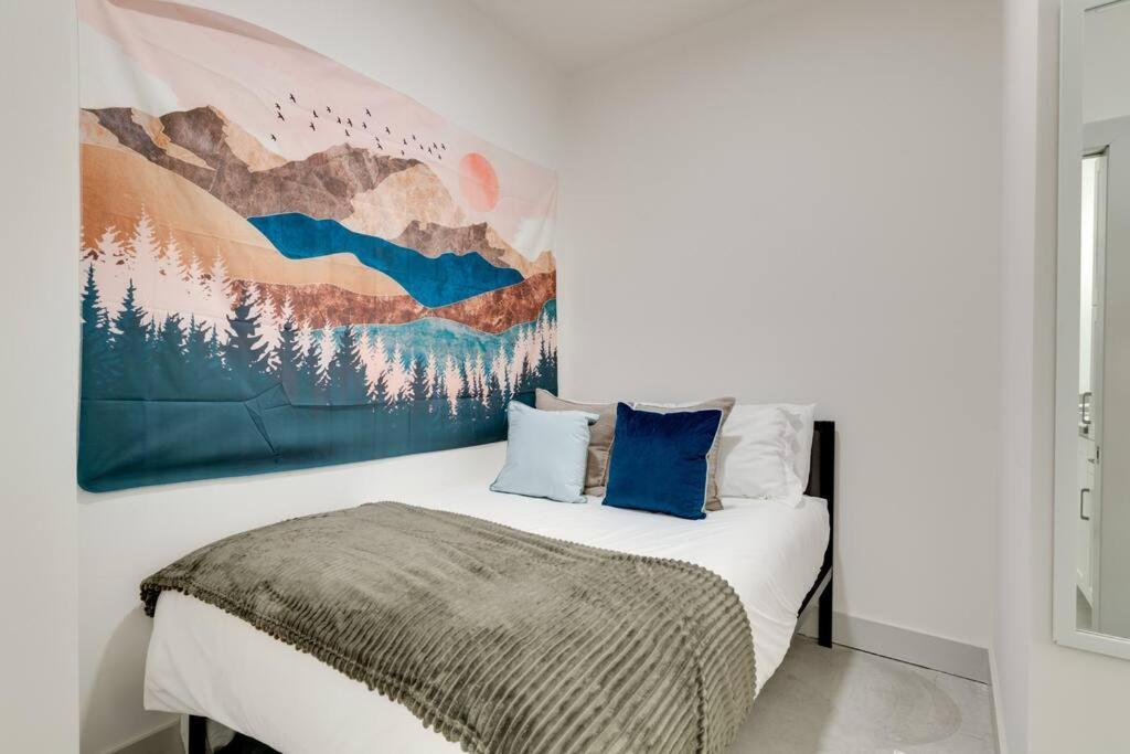 Apartment Chic Condo, 2mi To Downtown, Sleeps 8, By Geodis Nashville