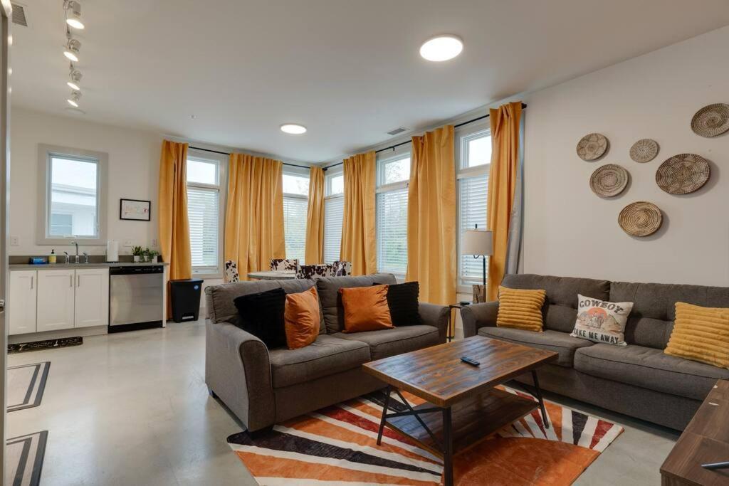 Chic Condo, 2mi To Downtown, Sleeps 8, By Geodis * Nashville