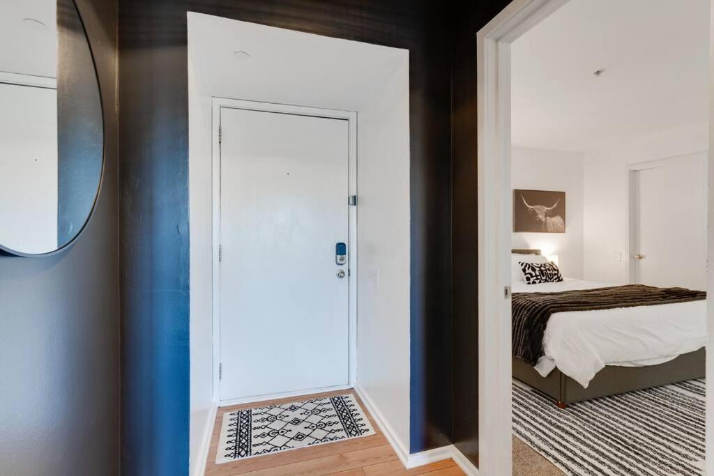 Splash & Explore Riverfront Near Broadway * Nashville