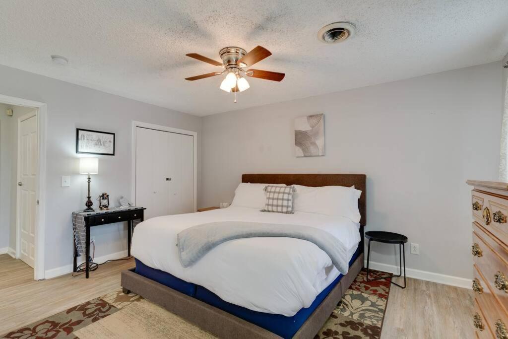 Apartment Lovely 2 Bdr With Balcony 2m To Broadway *