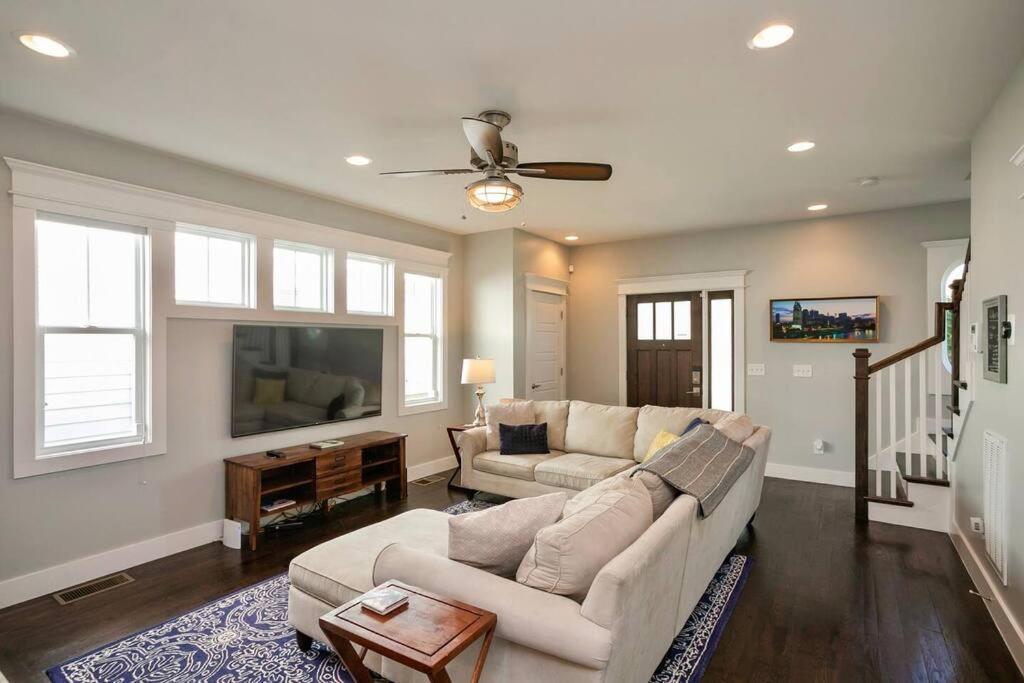 Views, Under 2mi Broadway, Gated Parking * Nashville