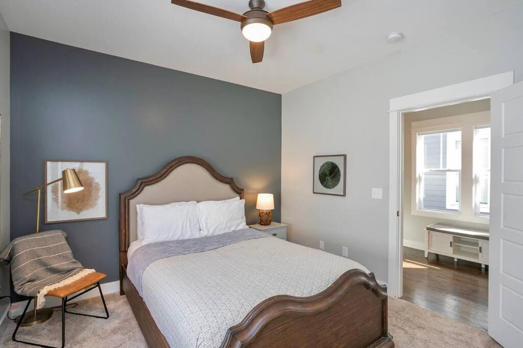 Views, Under 2mi Broadway, Gated Parking *