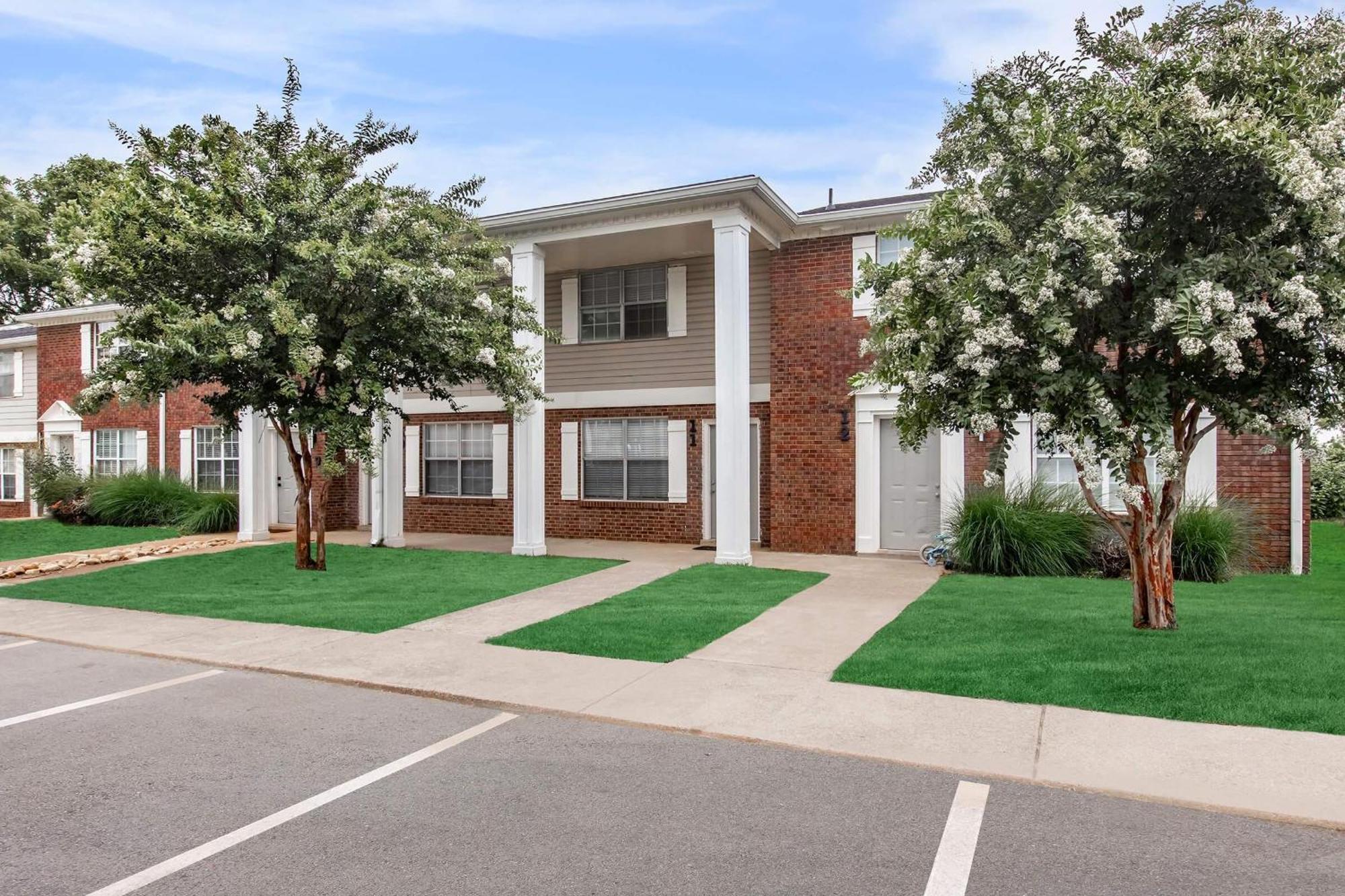 Apartment Brentwood N9 I Cozy & Comfy I 2bd I Free Parking *