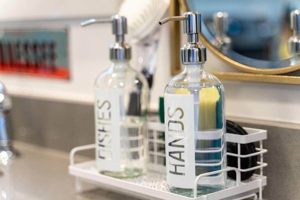 New Design-2 Miles To Broadway Apartment Nashville