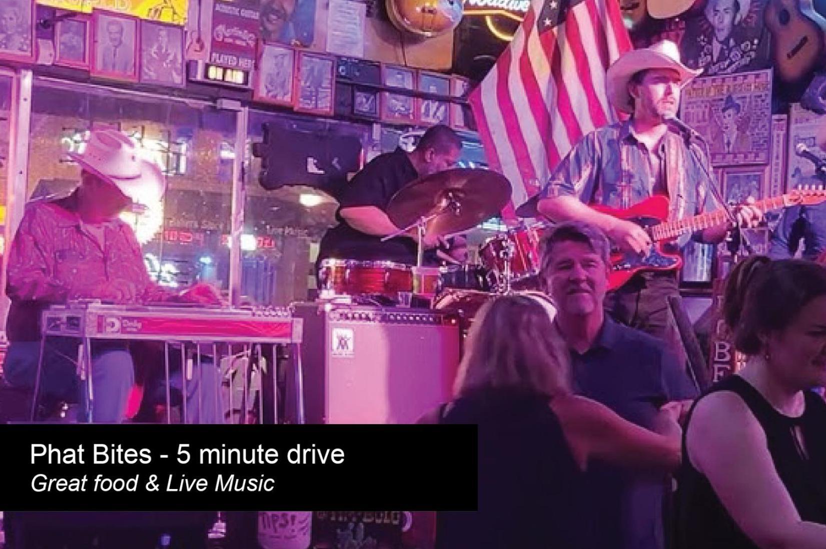 Holiday home 5 Min To Broadway Game & Ping-pong Parking