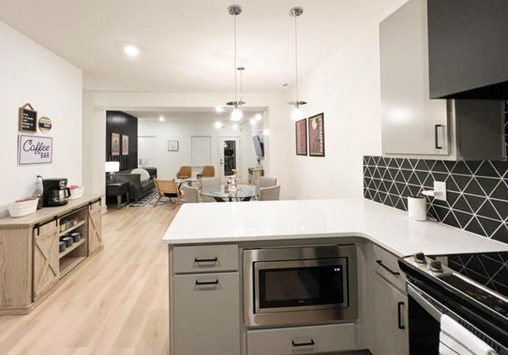 5 Min To Broadway Game & Ping-pong Parking Nashville