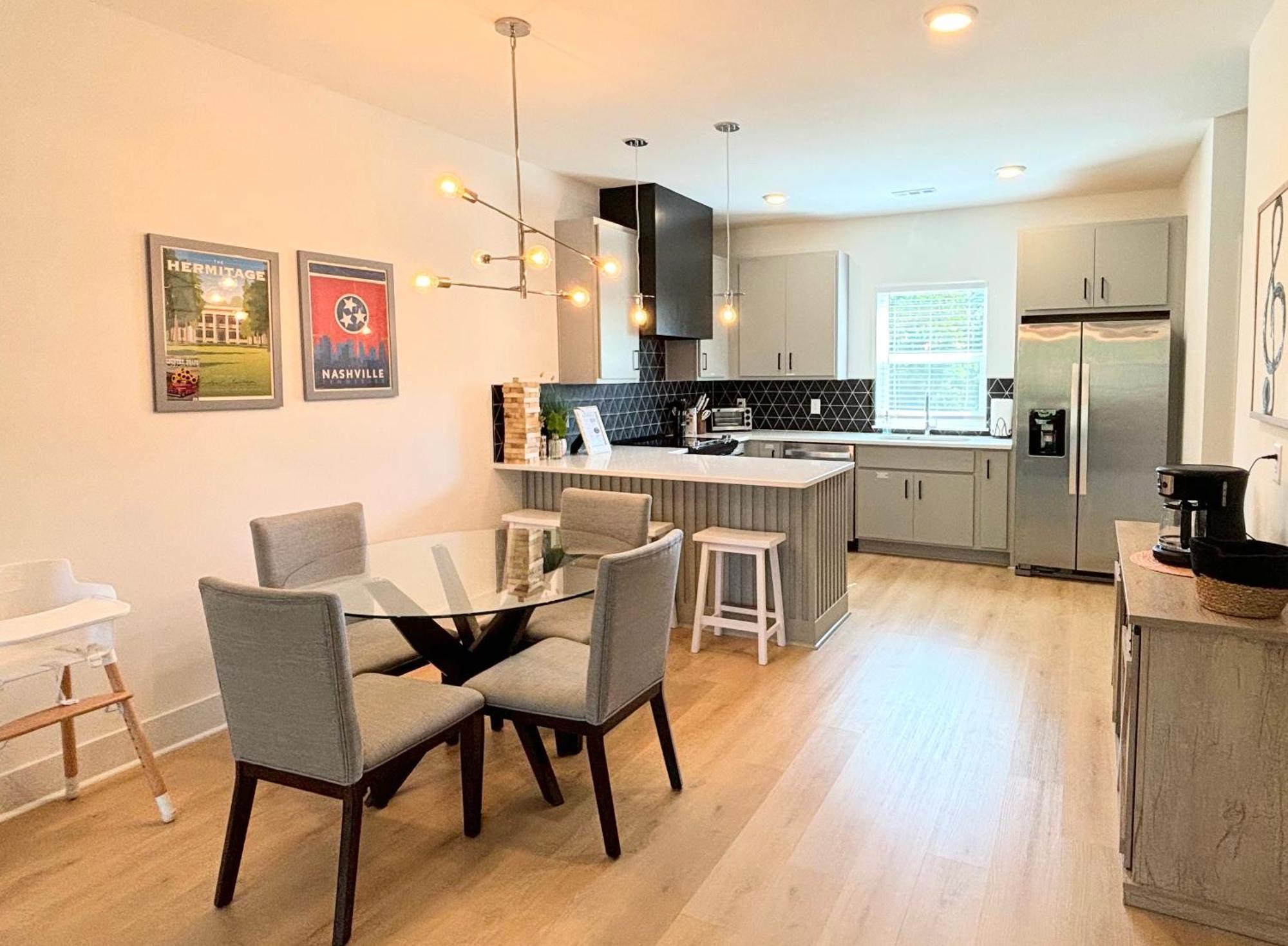 3br Game Sleeps 10 Near Opry & Broadway