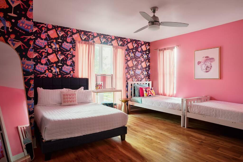 Holiday home Ultimate Bach 10min To Dt Ig Walls Every Nashville