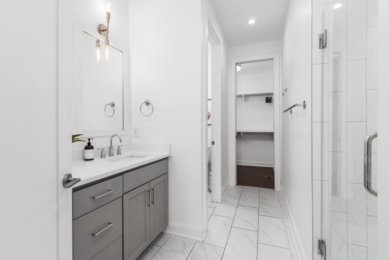 Holiday home Rooftop Deck Firepit And Garage Walk To 12 South And Restaurants