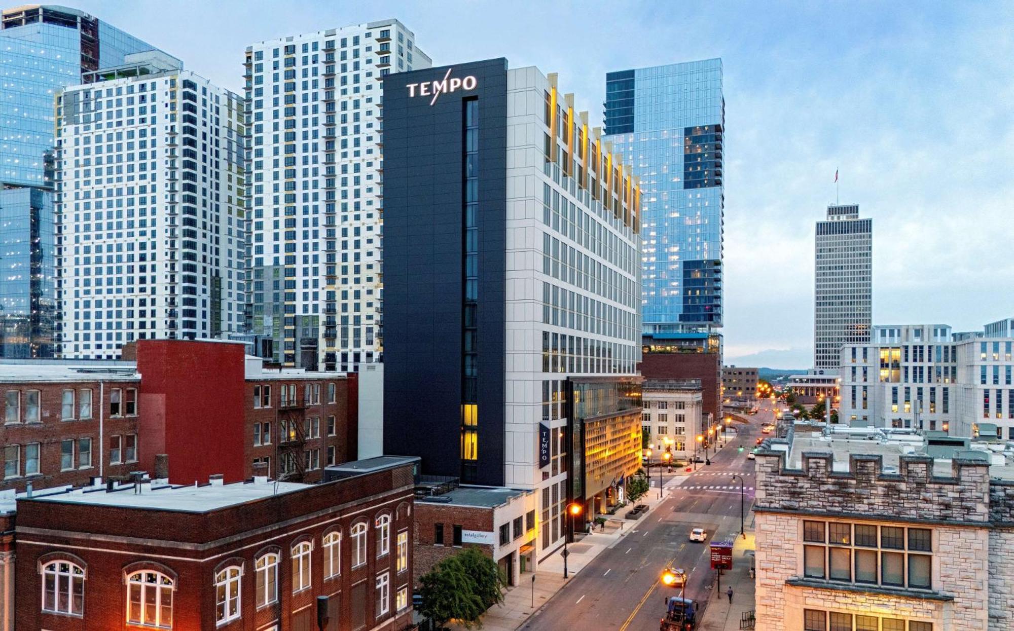 Hotel Tempo By Hilton Downtown