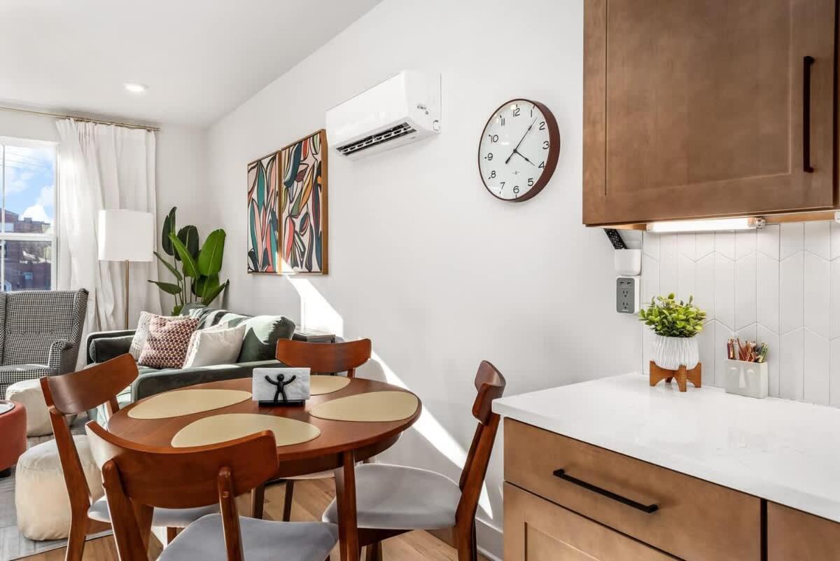 Walkable East With Rooftop Holiday home *