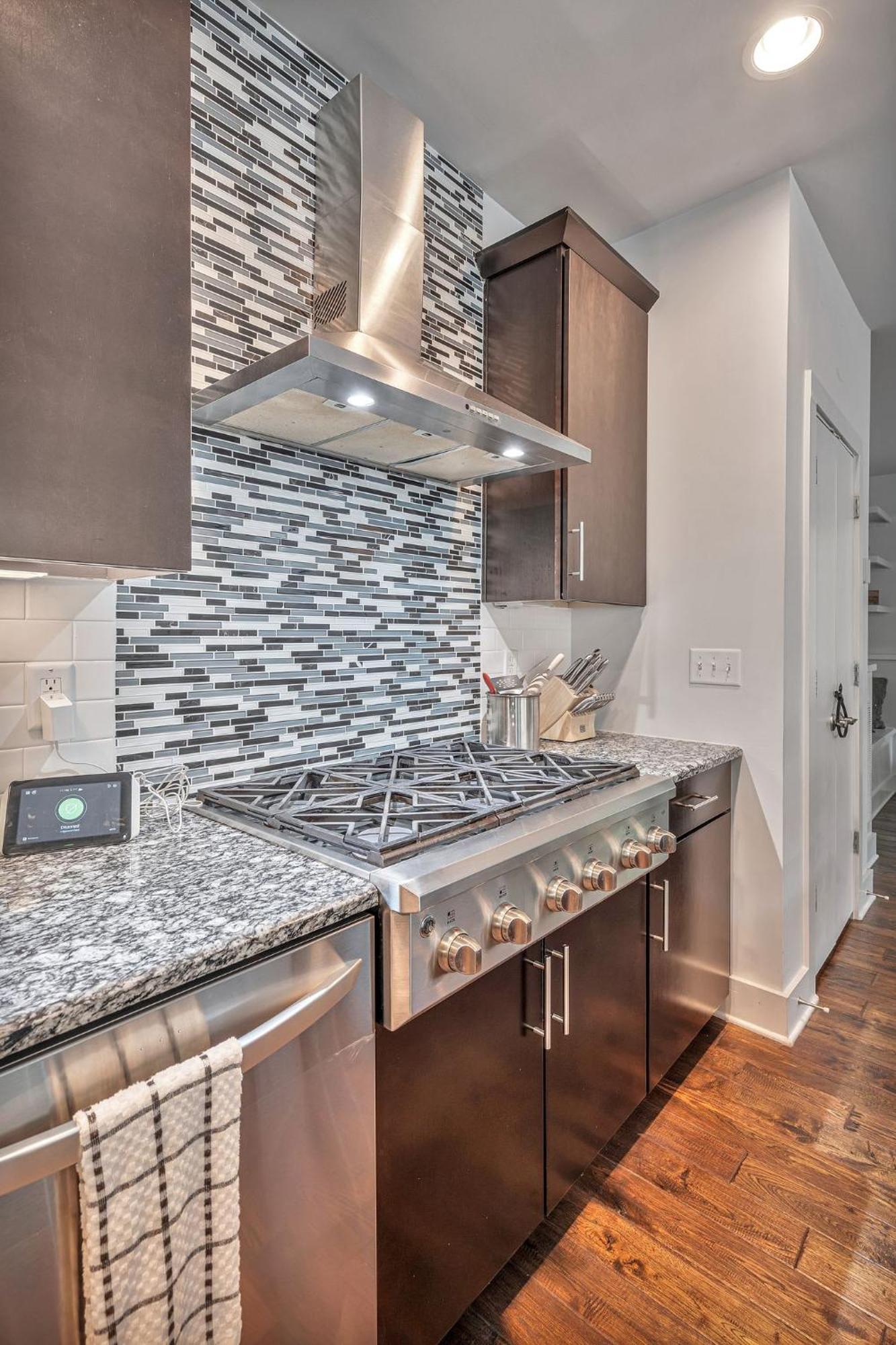 Holiday home Lux East Nash-hot Tub & Rooftop Patio Nashville