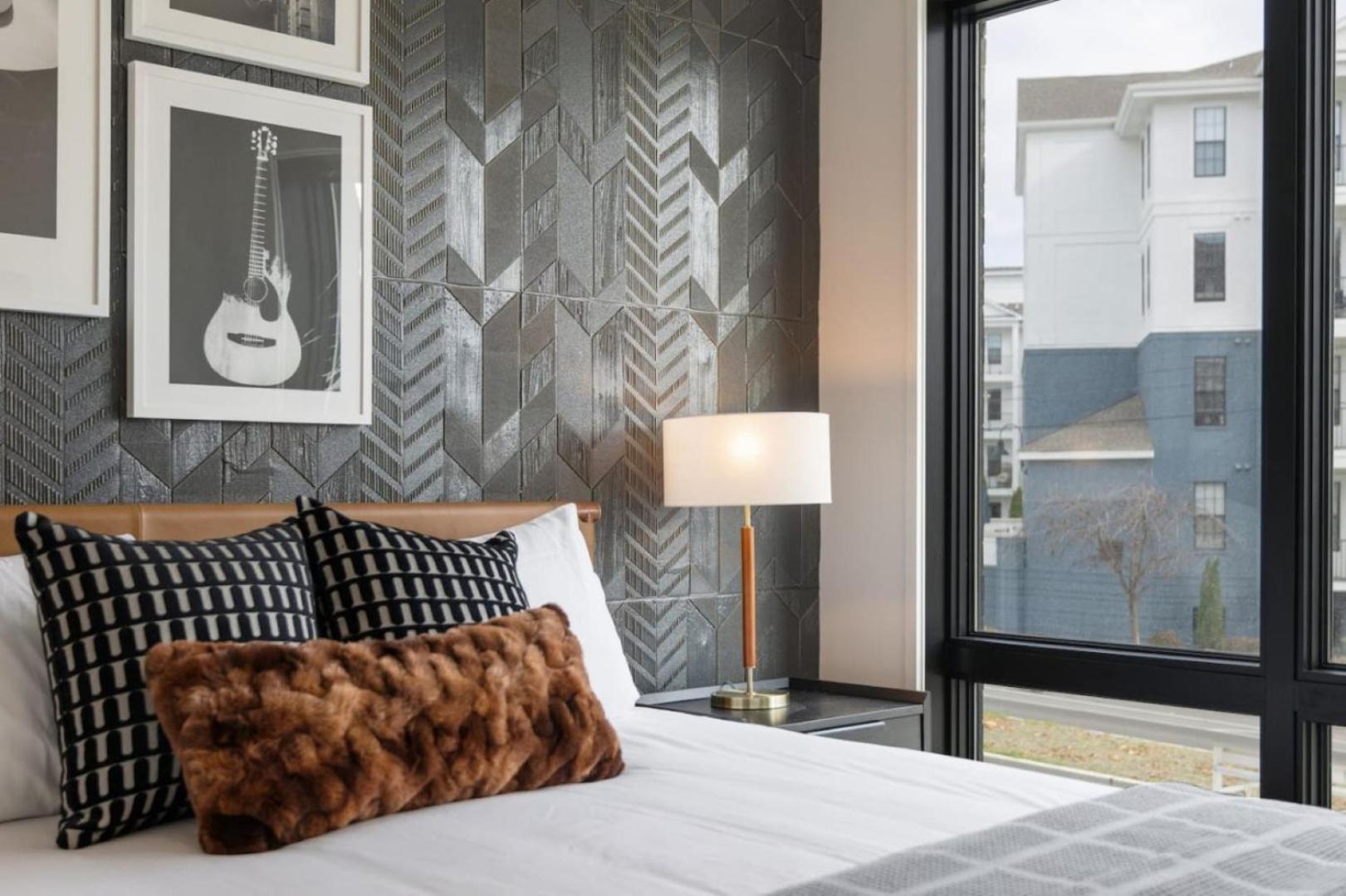 Holiday home Walk To Nightlife, Vanderbilt, Minutes To Broadway