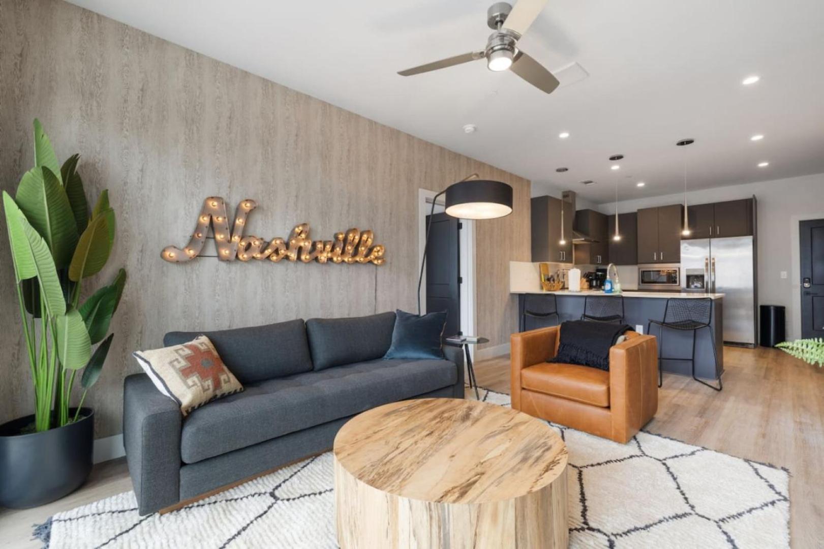 Holiday home Walk To Nightlife, Vanderbilt, Minutes To Broadway