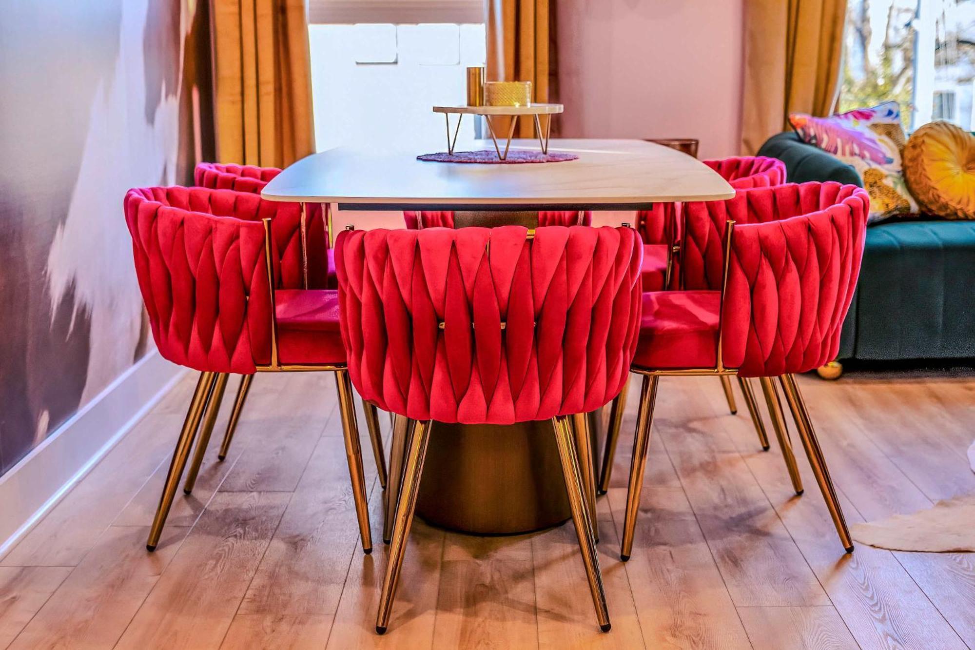 Rooftop Views Stylish Decor Nash Downtown Access