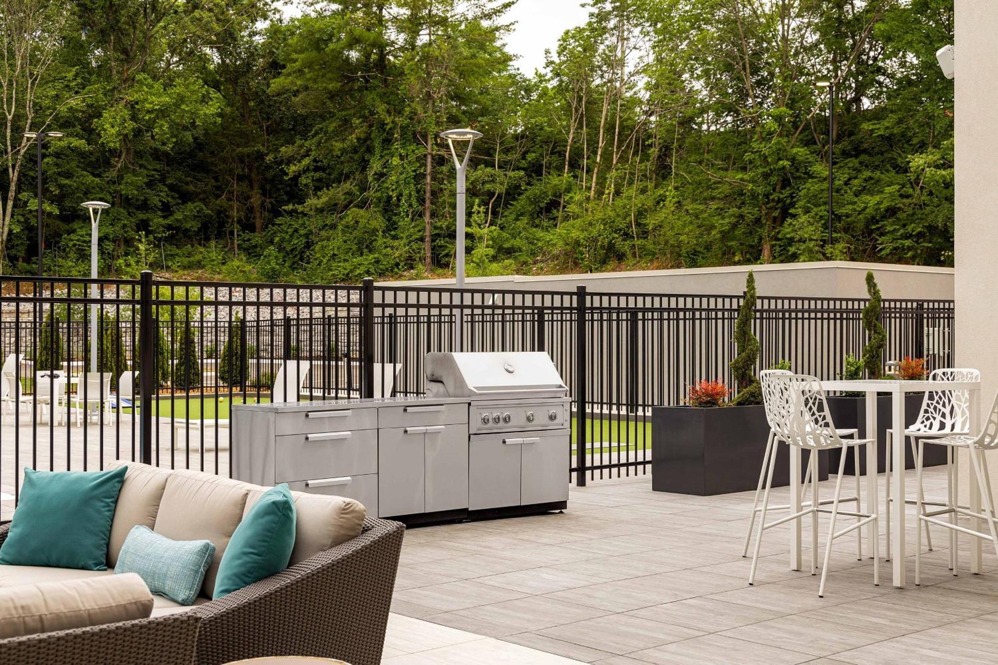 Element Airport Hotel Nashville