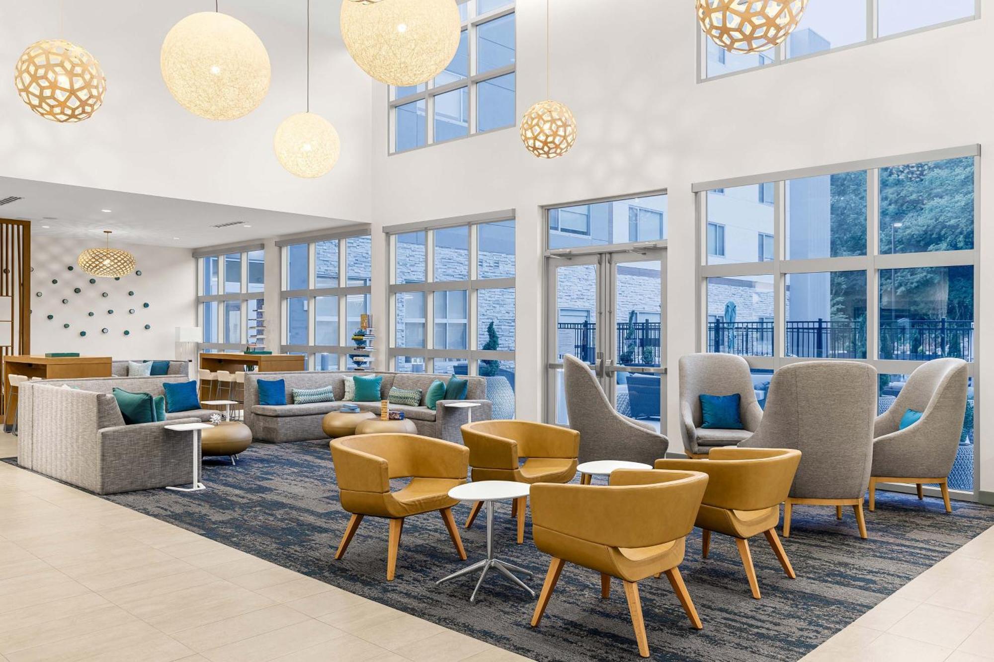 Element Airport Nashville