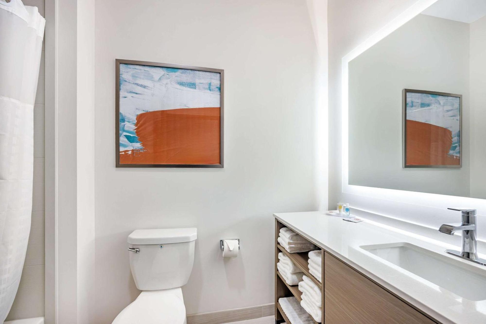 Comfort & Bellevue 2*