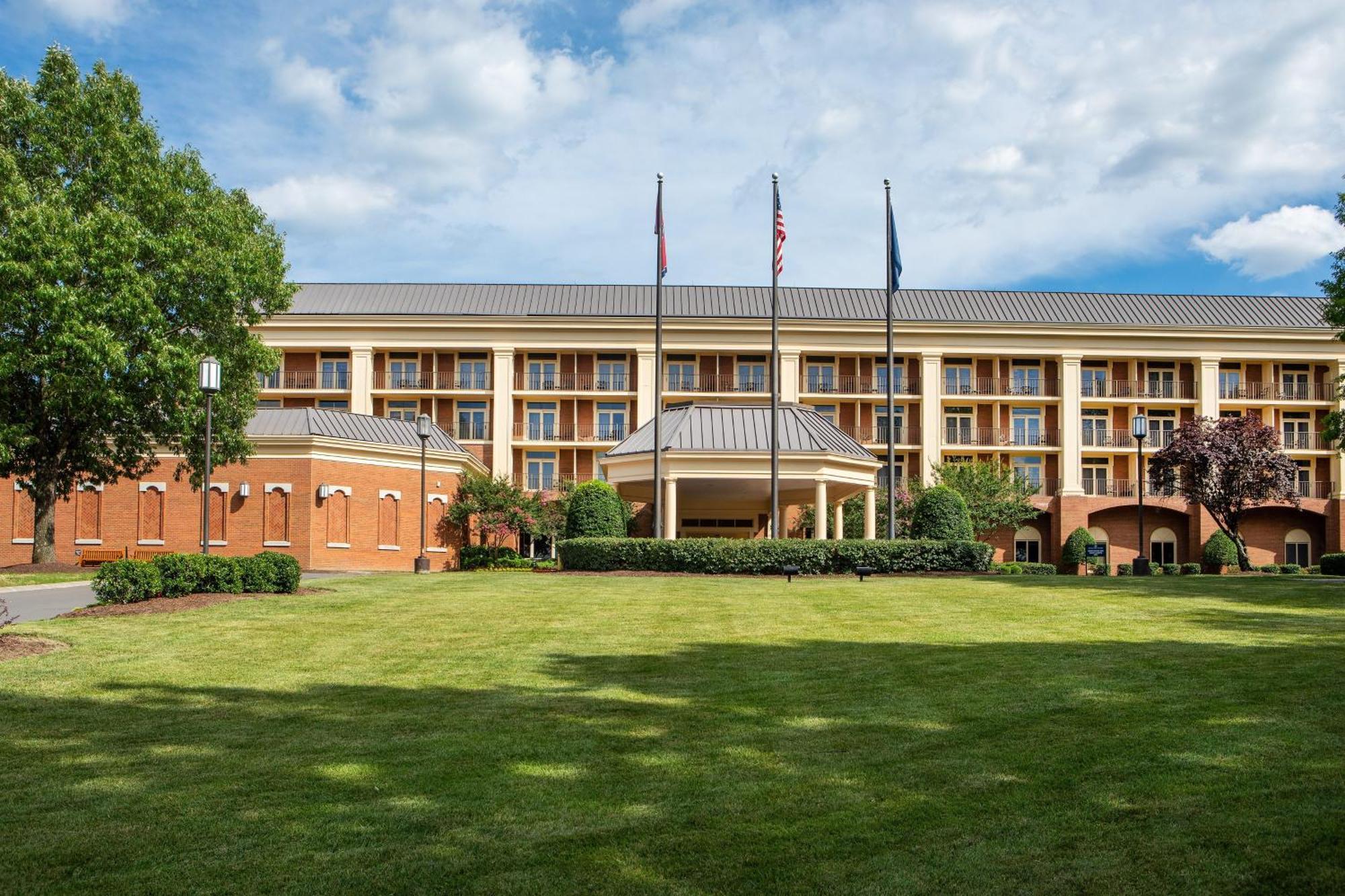 Hotel Sheraton Music Airport