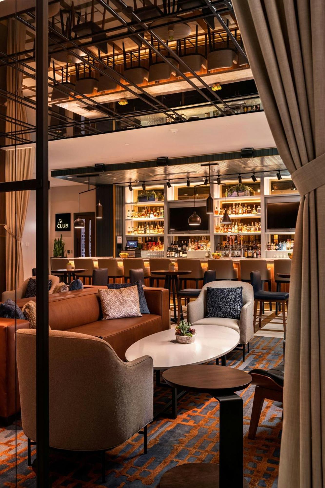 Marriott At Vanderbilt 4*