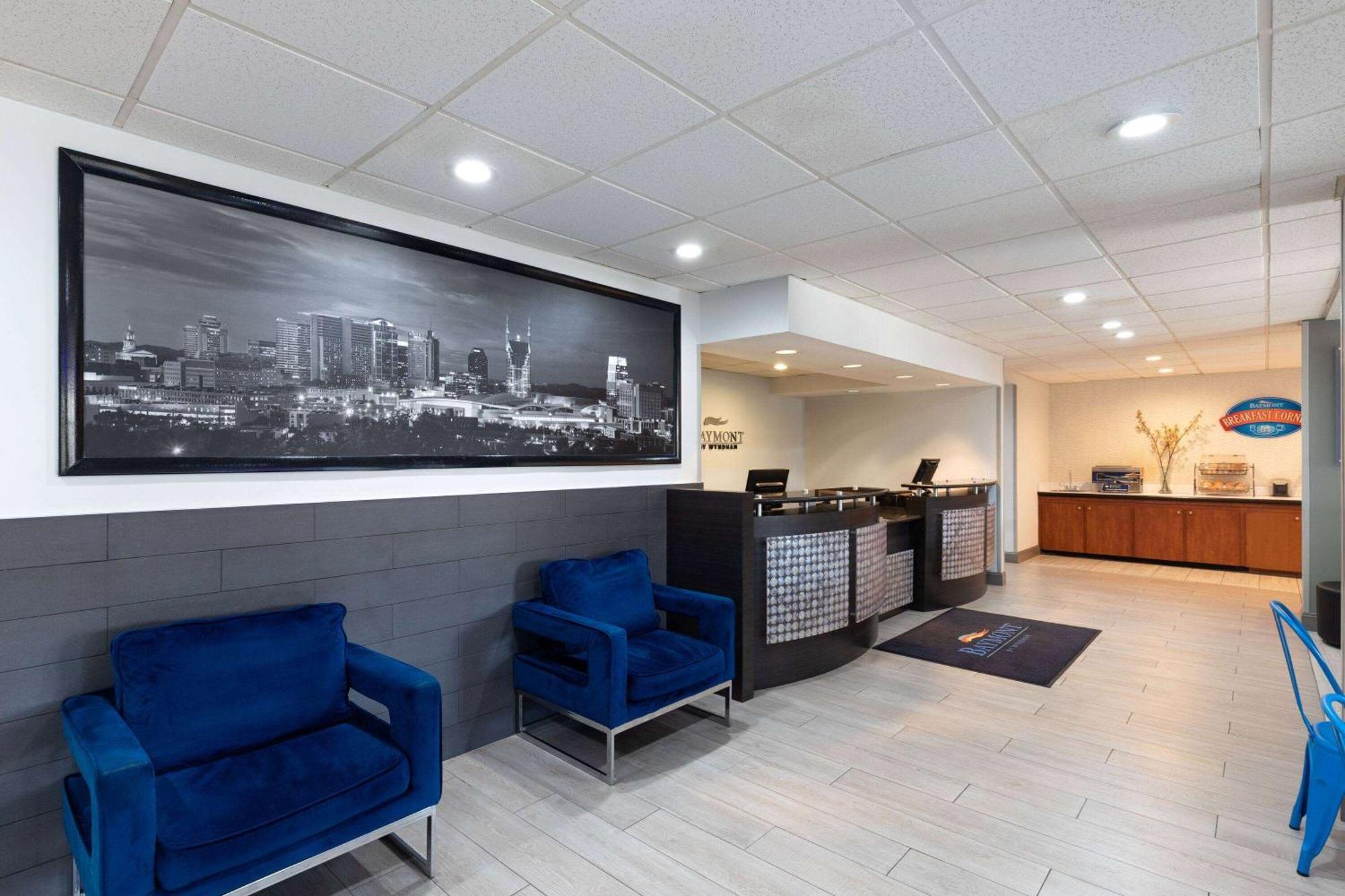 Hotel Baymont By Wyndham Airport Nashville