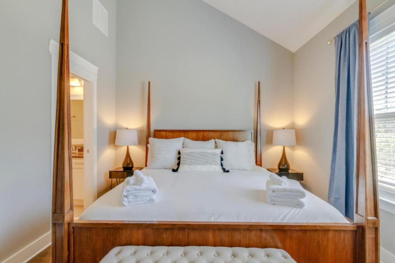 Holiday home Belmont Beauty Game Near Downtown *