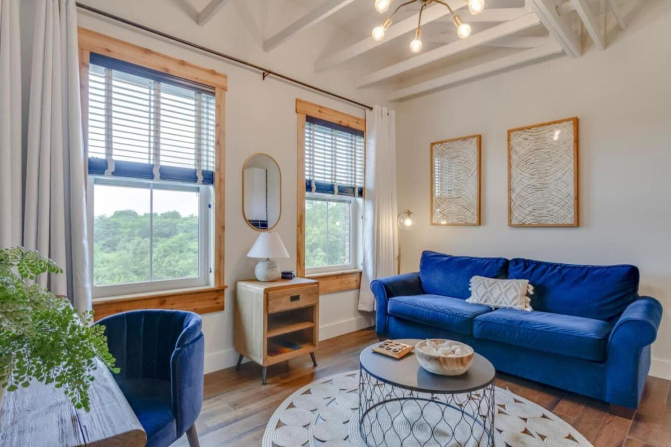 Amazing Amenities And Location - 1 Bedroom Apartment