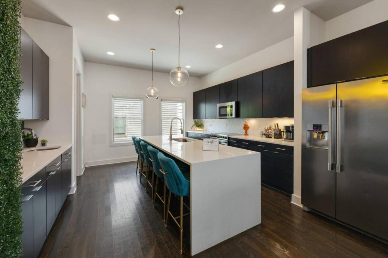 Nashvilla Townhome Gigantic Rooftop Pure Luxury Holiday home