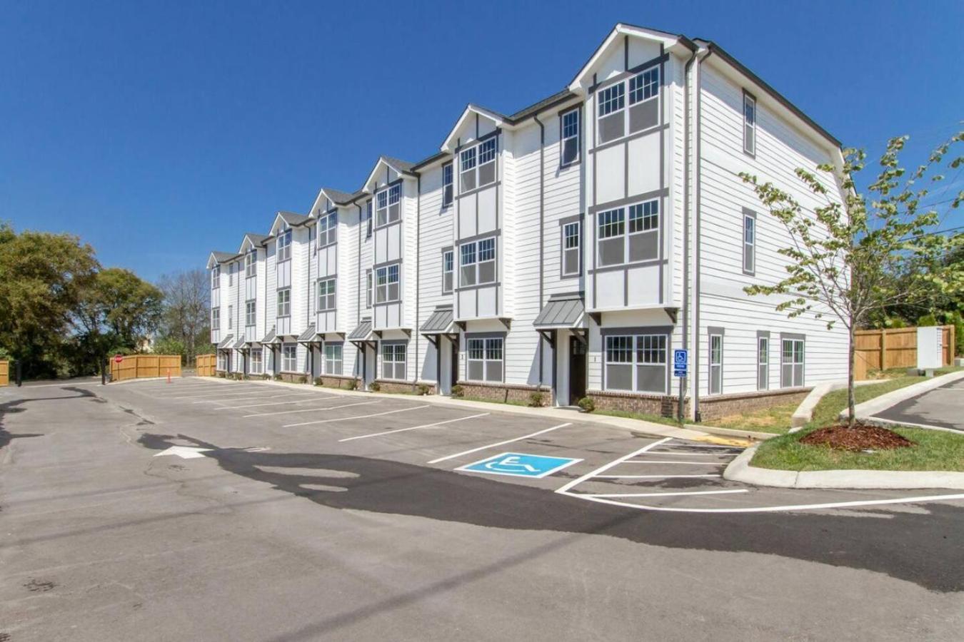 Two Side By Side Townhomes West Luxury Holiday home Nashville