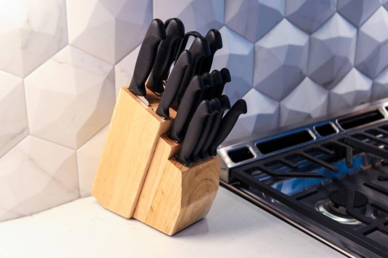 Violet Vogue - Rooftop Patio - Skee-ball Game *