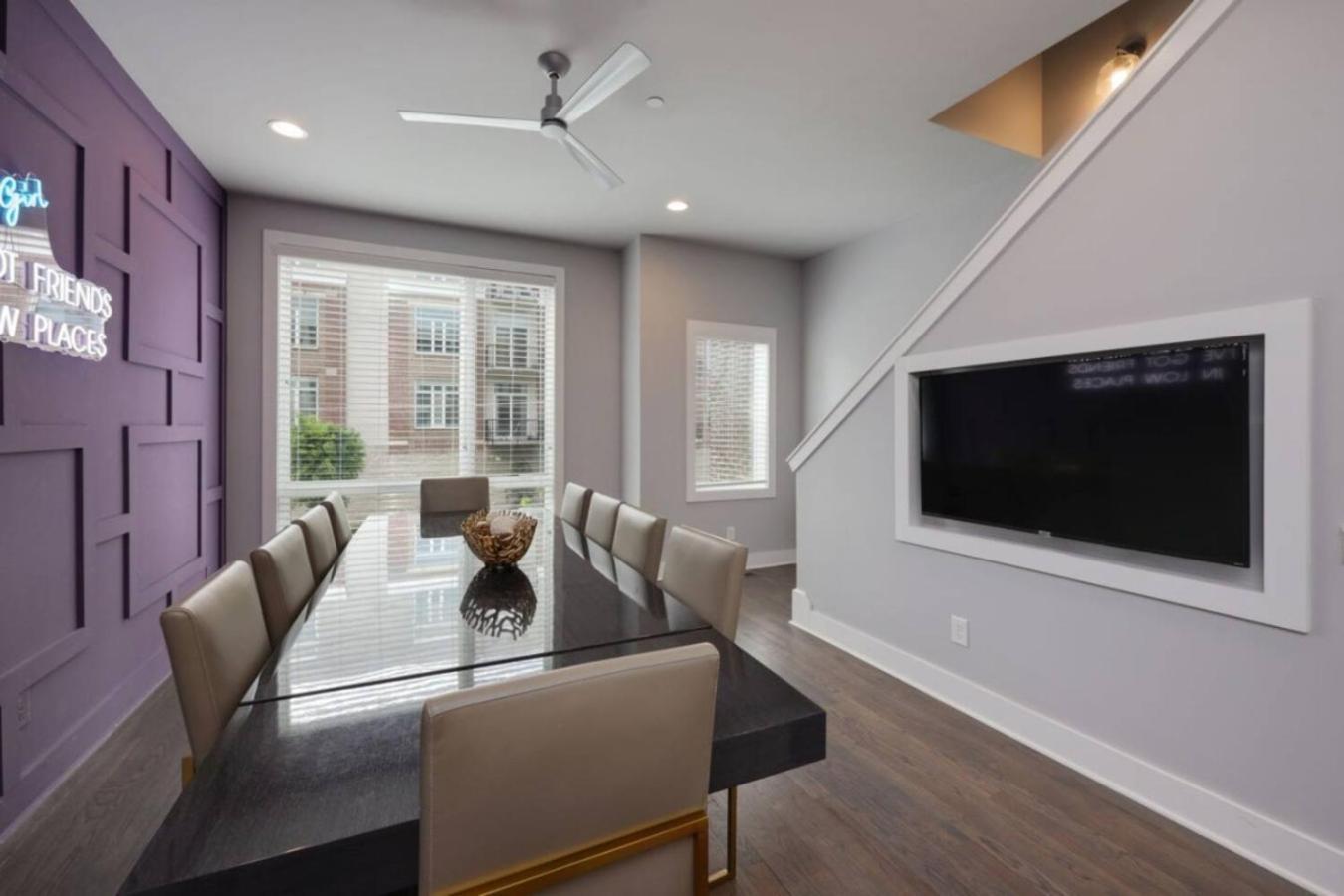 Holiday home Violet Vogue - Rooftop Patio - Skee-ball Game *