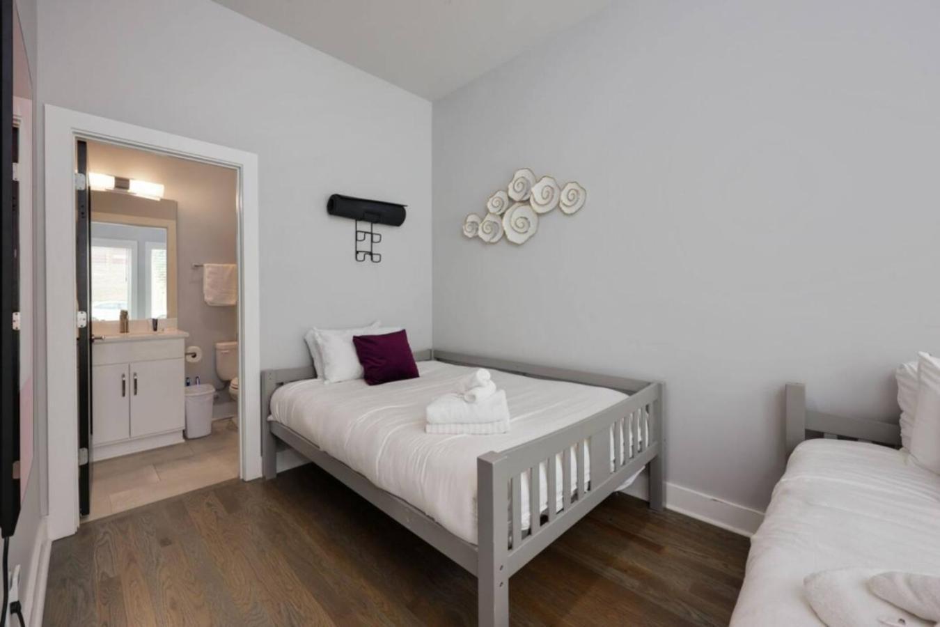 Violet Vogue - Rooftop Patio - Skee-ball Game