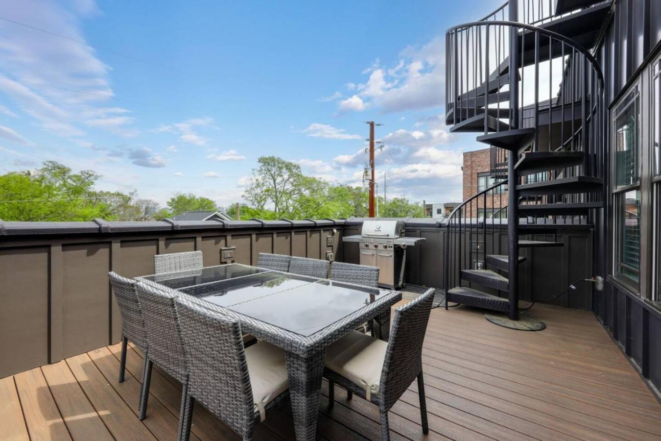 Holiday home Two Townhomes - Hot Tubs And Rooftop Balconies