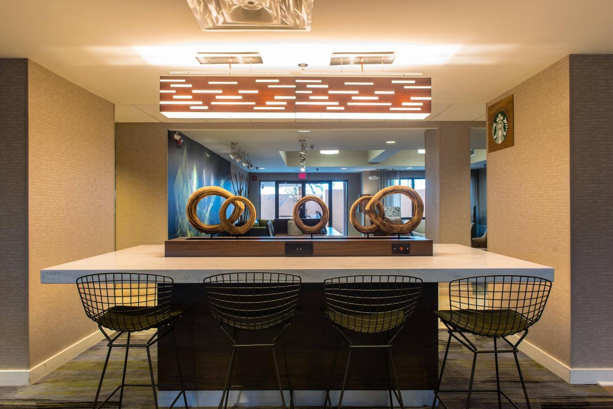 Courtyard By Marriott At Opryland