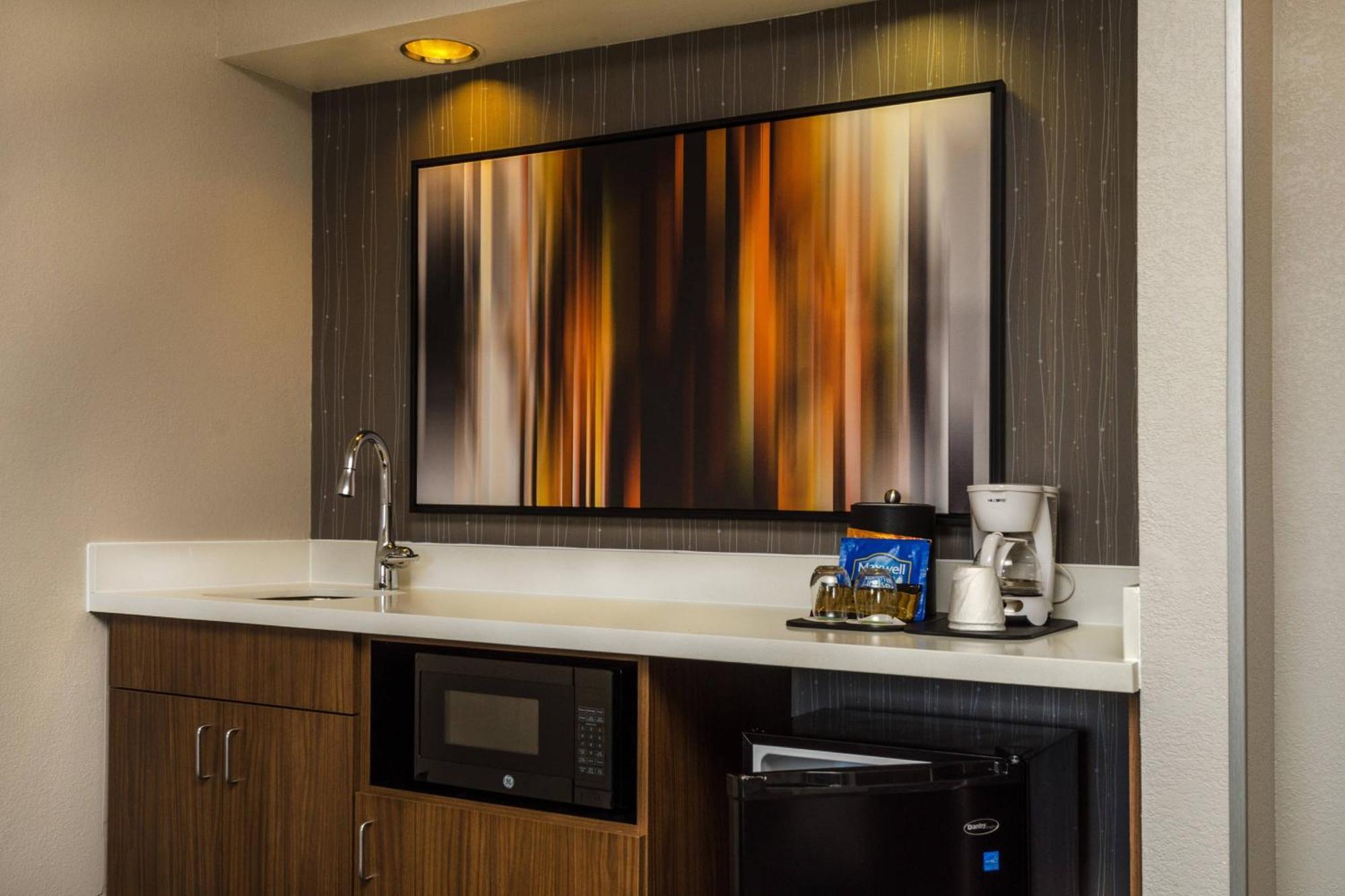 Courtyard By Marriott At Opryland Hotel Nashville