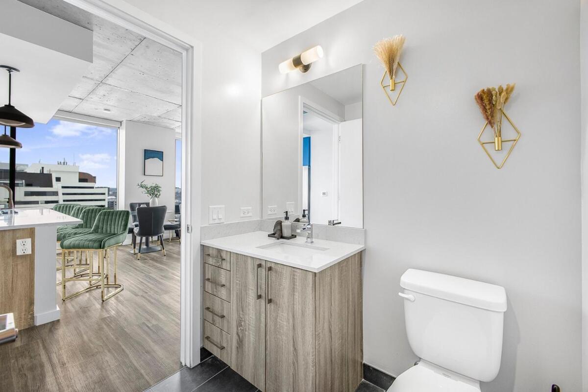 Apartment Wild & Chic Safari Downtown Nashville