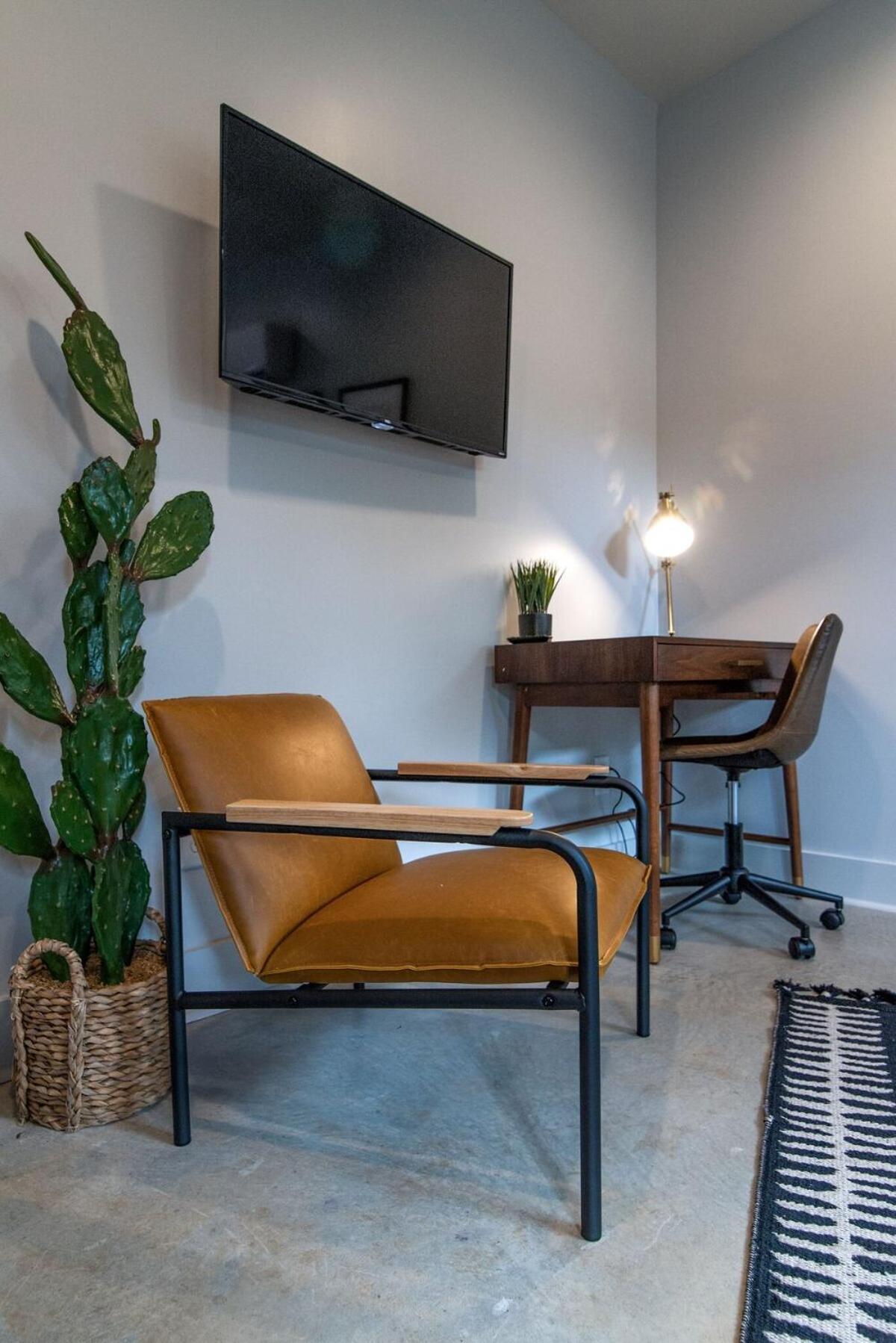 Chic East Townhouse Retreat Holiday home Nashville