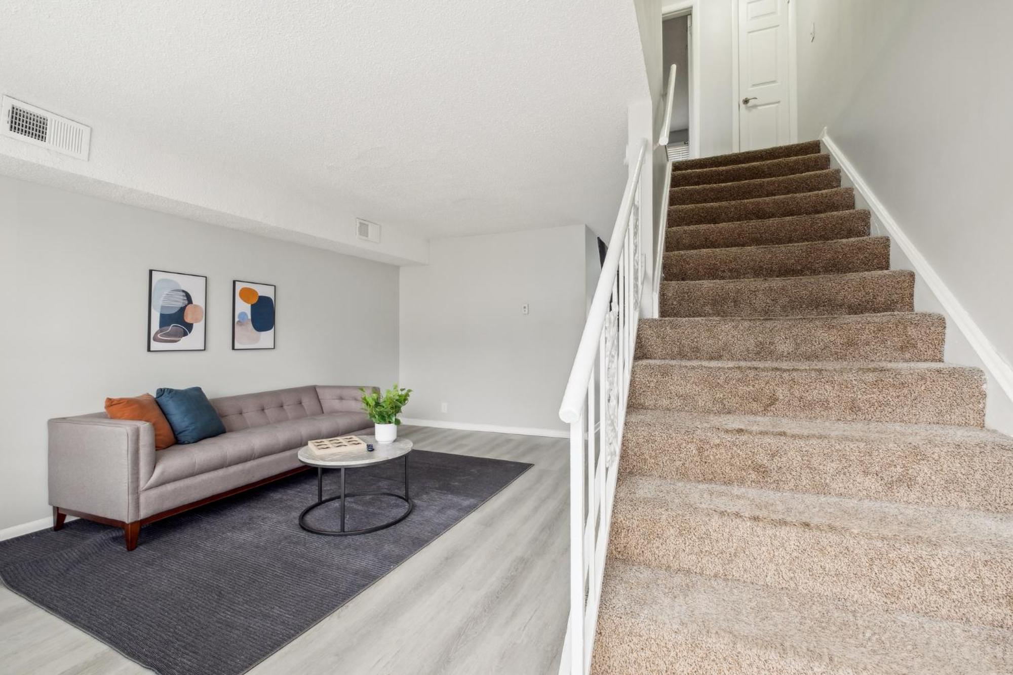 Apartment Brentwood U5 I Cozy & Comfy I 2bd I Free Parking *