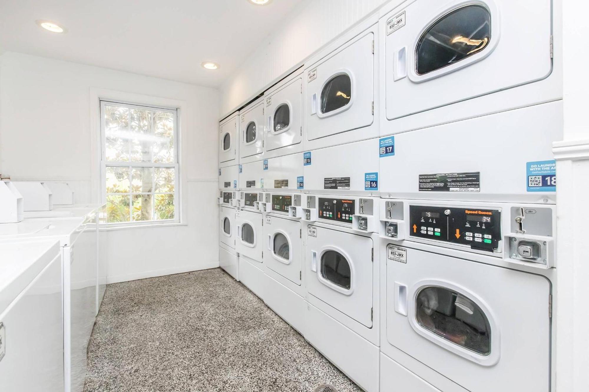 Apartment Brentwood U4 I Cozy & Comfy I 2bd I Free Parking *