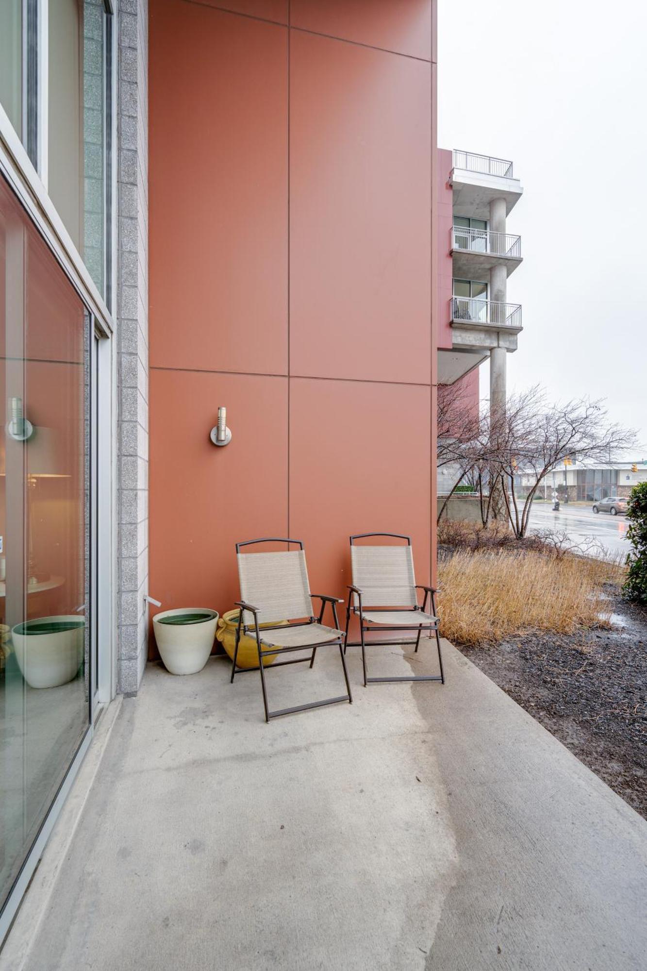 5m102 Two-story 2br 2ba Work Live Nashville