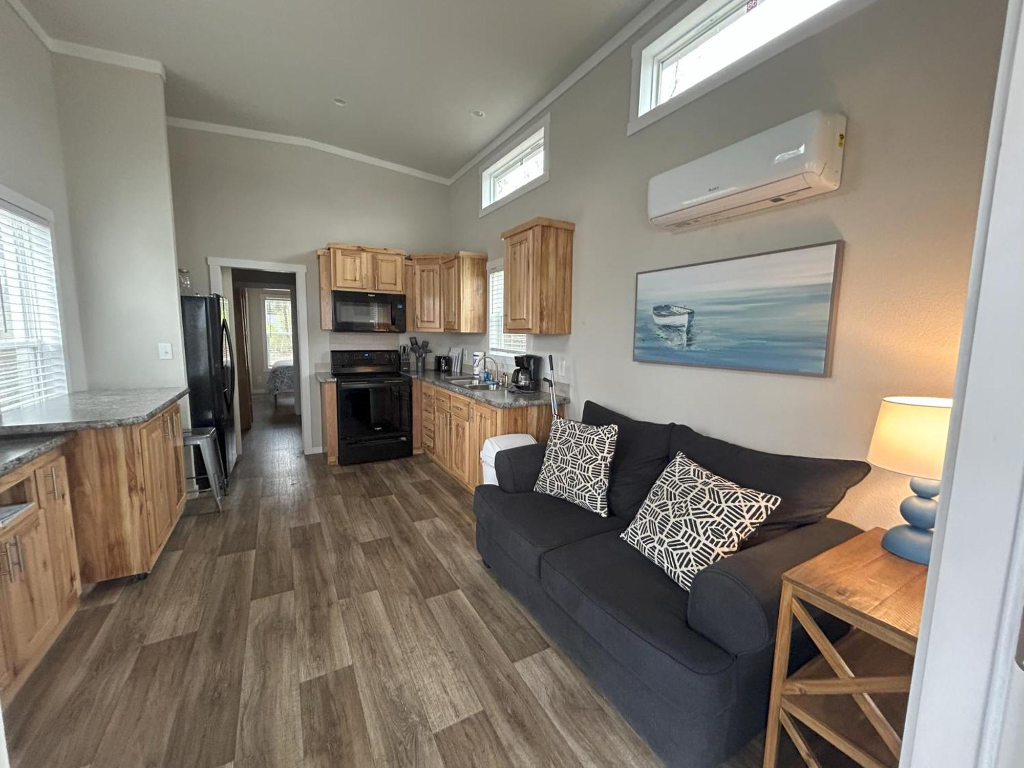 Four Corners Rv *