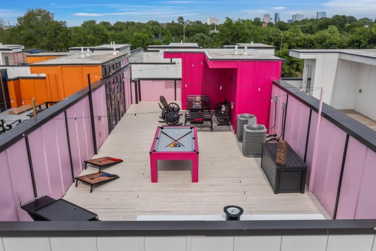 Disco Cowgirl Broadway 2miles - 8 Q Beds - Rooftop - Omg *