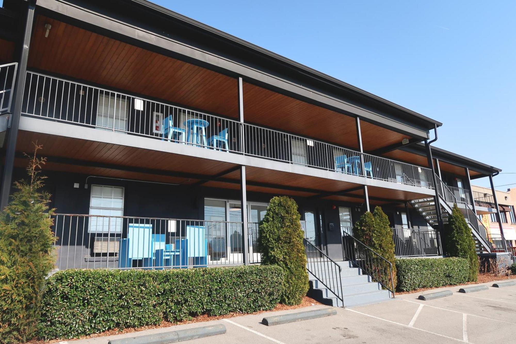 Hotel The Iris 2*