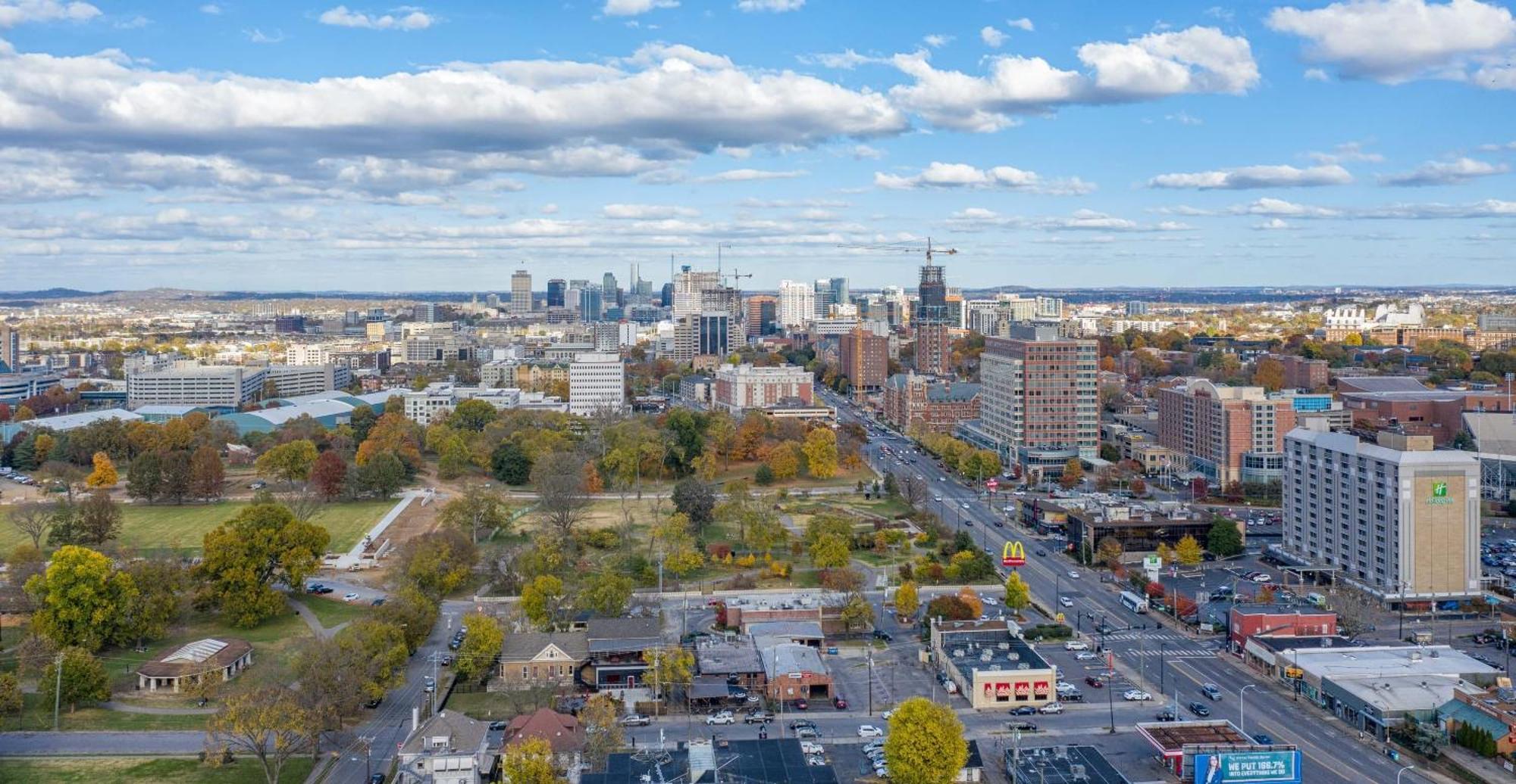 Apartment 121 Floor 2 Buyout By Avantstay Entire Second Floor Buyout Of 121 Sleeps 18 *