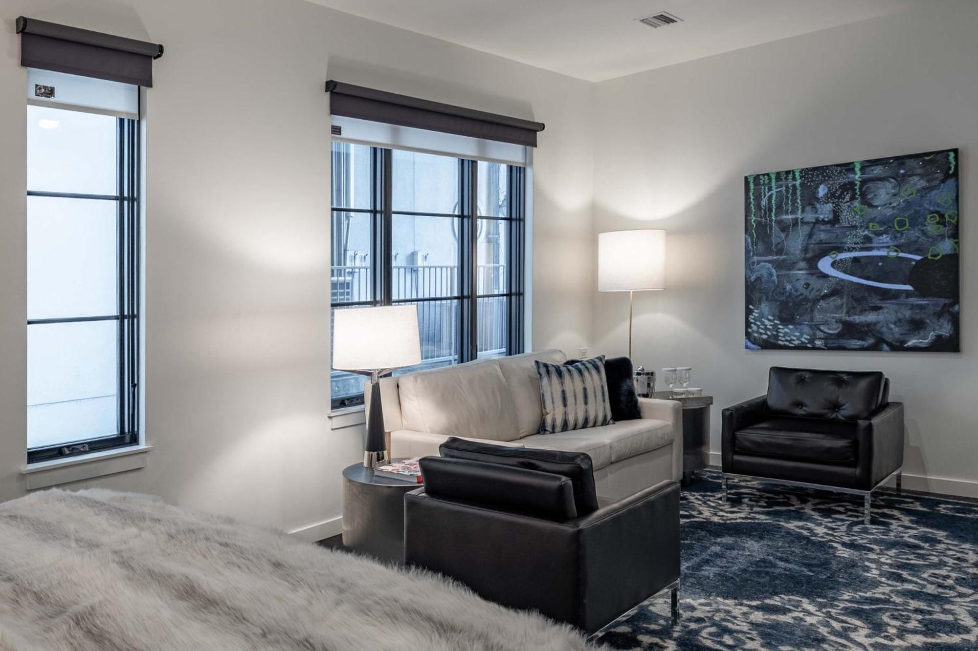 Apartment 121 Floor 2 Buyout By Avantstay Entire Second Floor Buyout Of 121 Sleeps 18 *